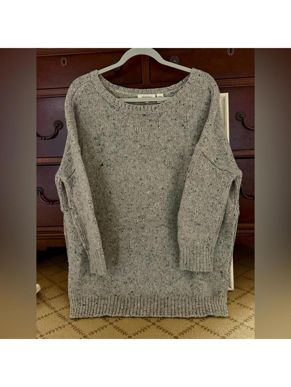 Inhabit Gray colored speckled wool/cashmere blend sweater 3/4 sleeves M